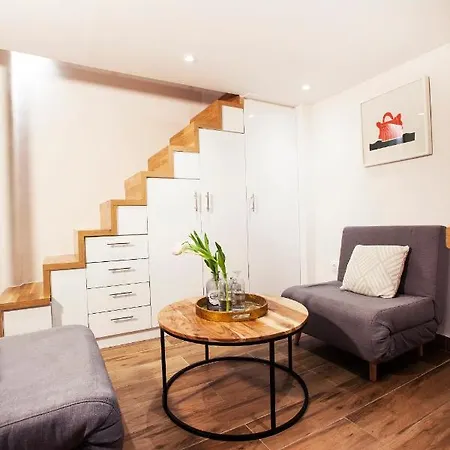 Liliput Thissio Studio, 5' To Acropolis! Apartment Athens